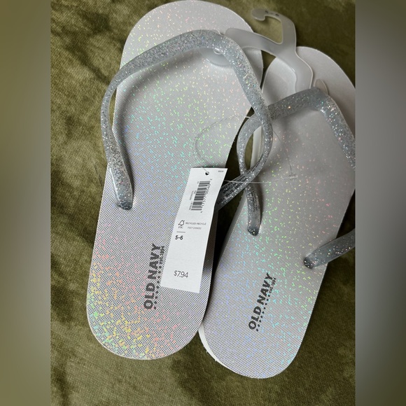 Women’s flip flops - Picture 3 of 3